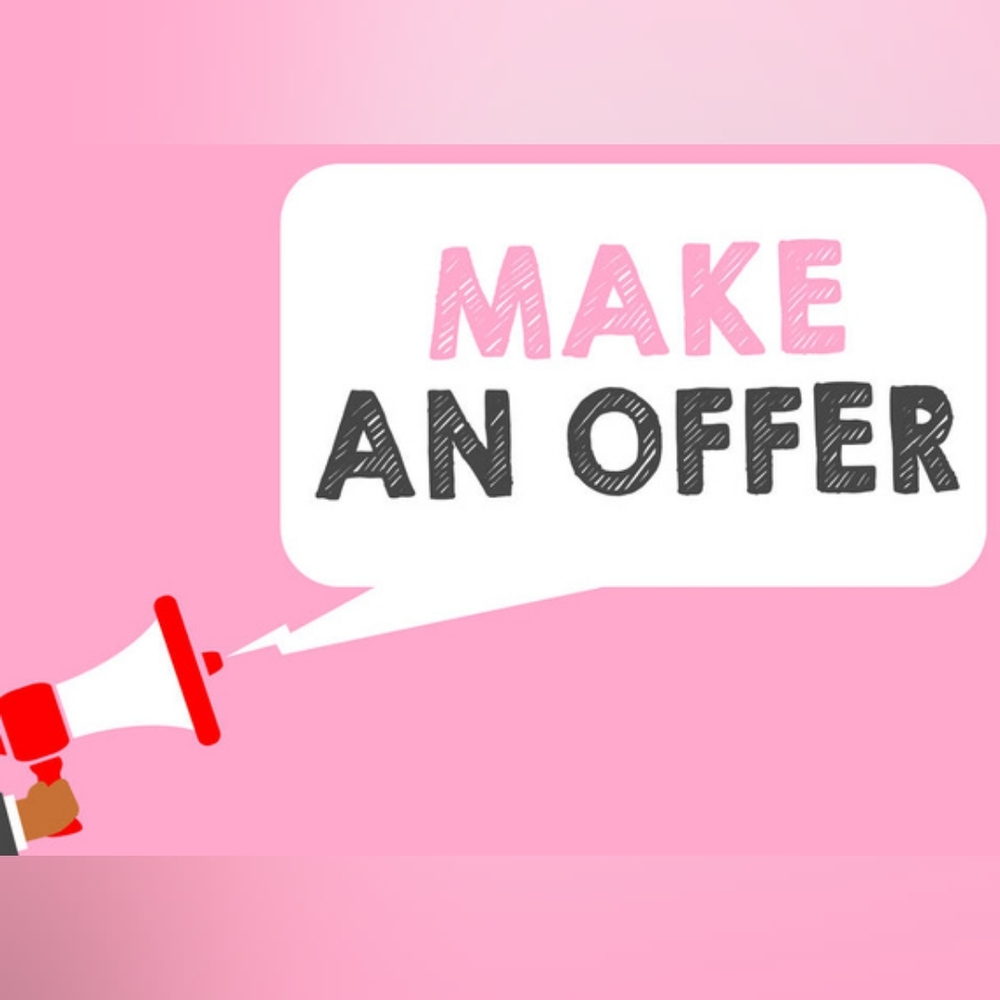 Make me offers 😁 Bundle for amazing deals ✨️ 👗👚👜🥿👟🛍